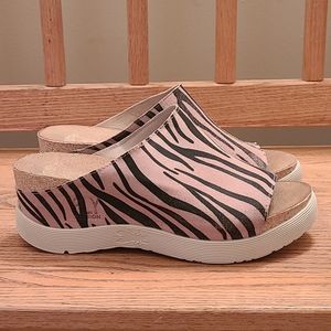 Fly London platform slides